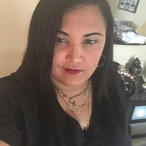 Meet your Posher, Lazara